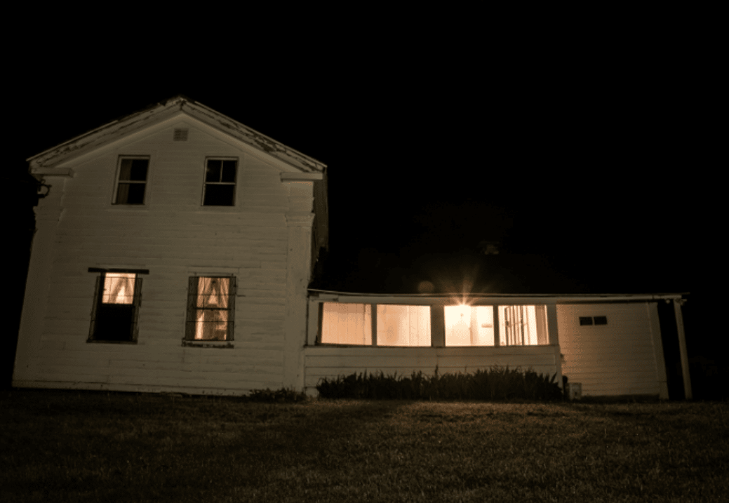 The Haunted Hinsdale House – Parapost Network